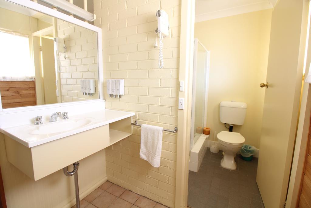 Snowy Mountains Resort And Function Centre アダミナビー 部屋 写真