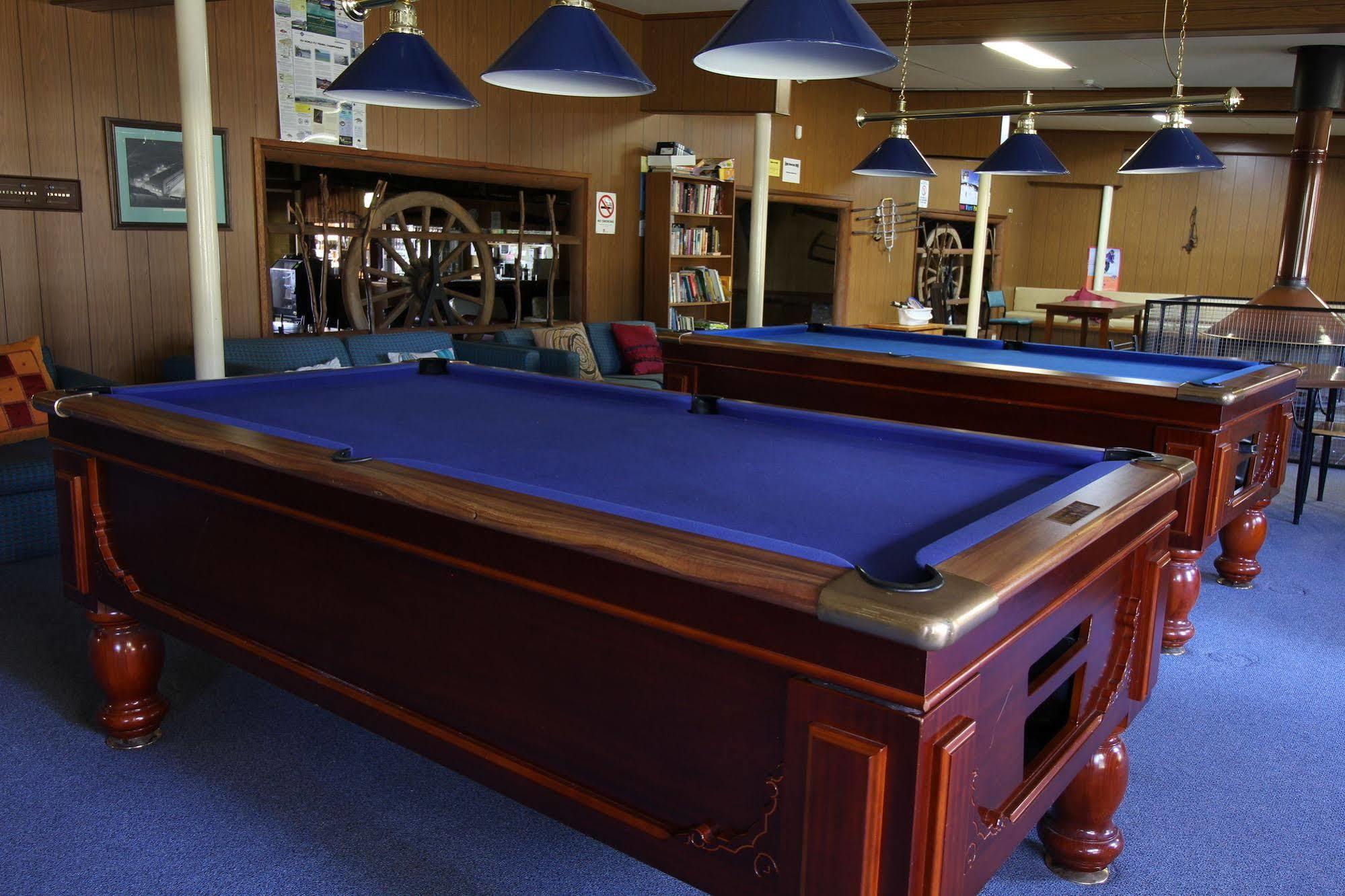 Snowy Mountains Resort And Function Centre アダミナビー エクステリア 写真
